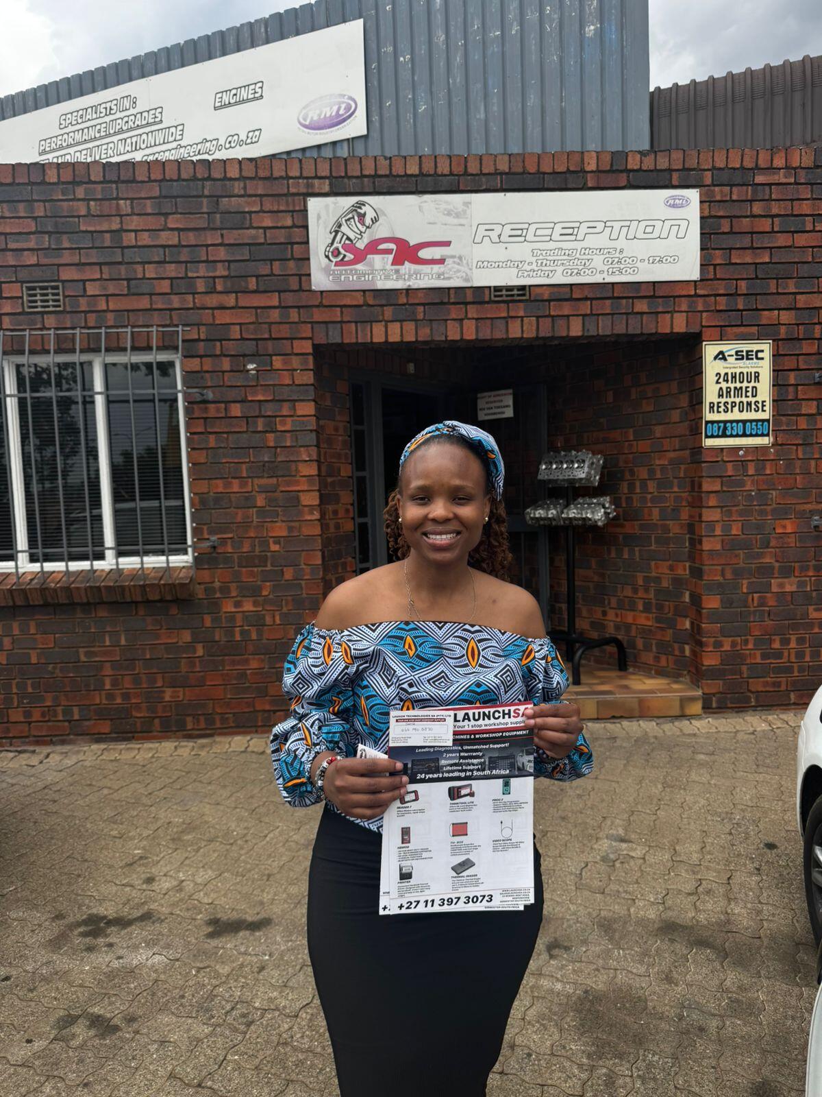 Launch Technologies Visits Clients to Introduce Our Advanced Machines - Launch SA Launch Technologies Visits Clients to Introduce Our Advanced Machines